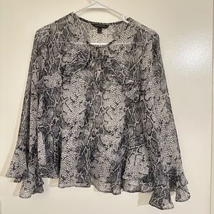Banana Republic Blouse xs